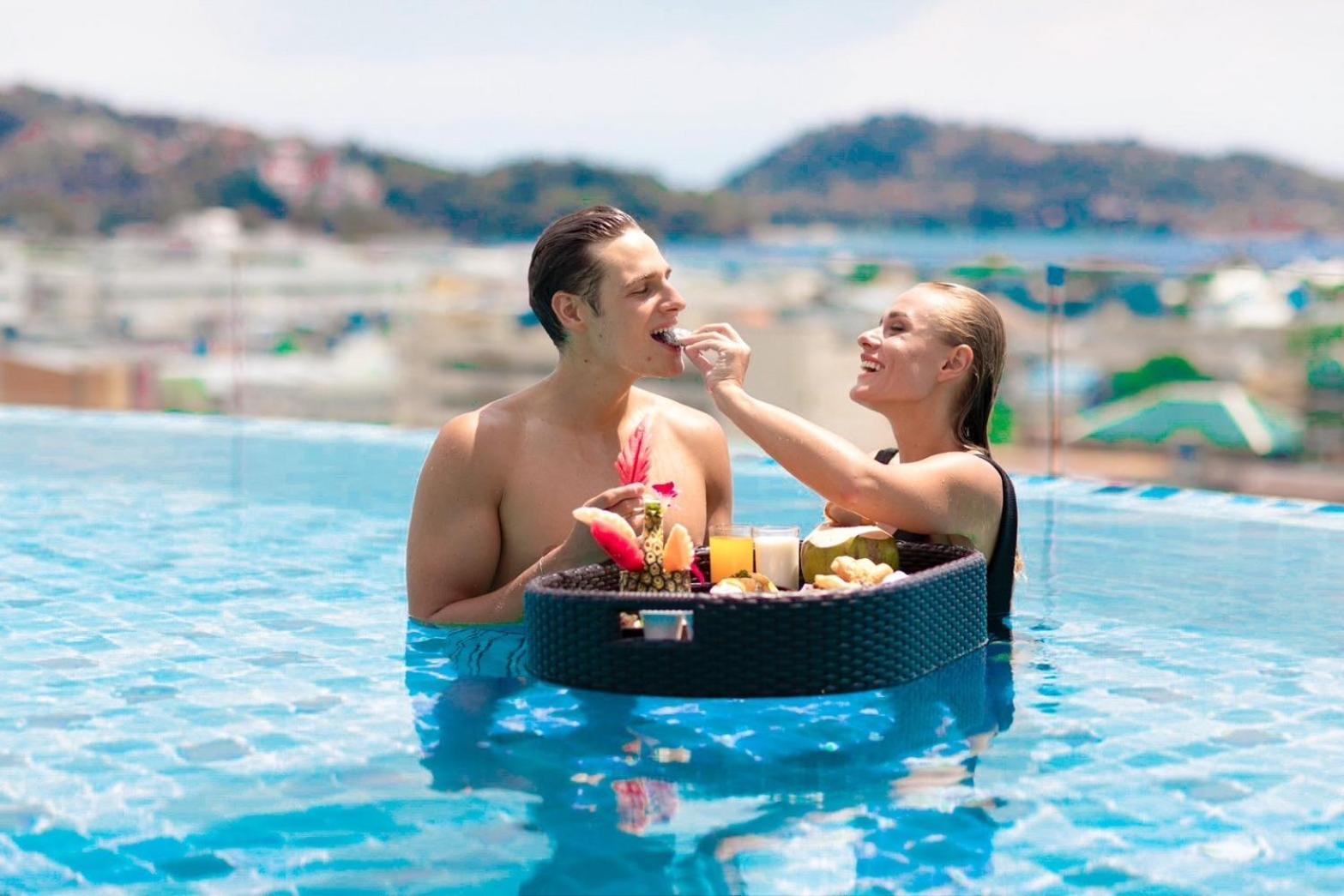 The Marina Phuket Hotel Patong Екстериор снимка